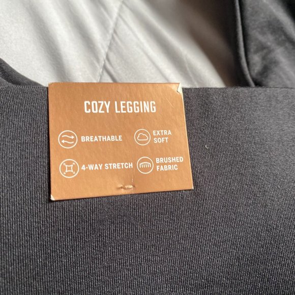 VS PINK Workout Cozy Pocket Legging Maroon. New - Picture 6 of 10